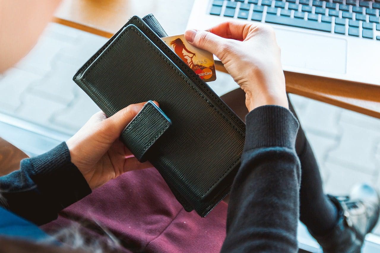 Personalizing the digital banking experience with synthetic data